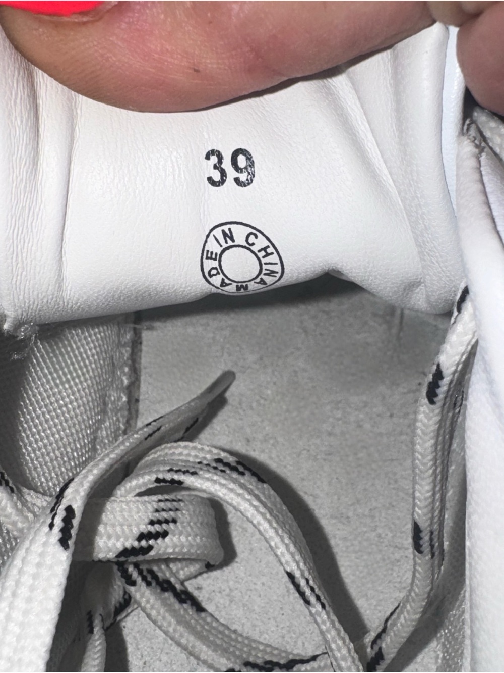 LOVE MOSCHINO - Logo Plaque Leather Platform Sneakers - White & Black - Picture 11 of 12